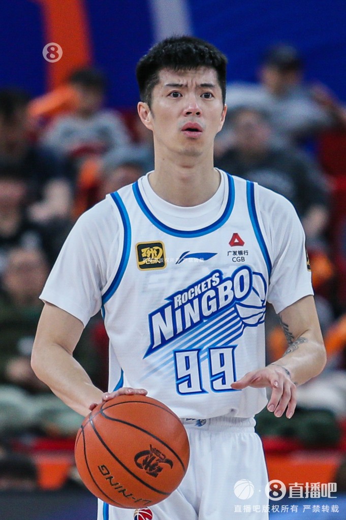 CBA自由球员名单更新：王子瑞、刘晓宇、俞长栋、何思雨在列